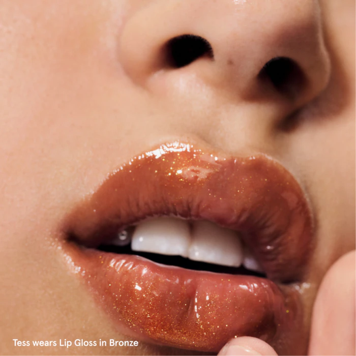 Glassy High-Shine Lip Gloss